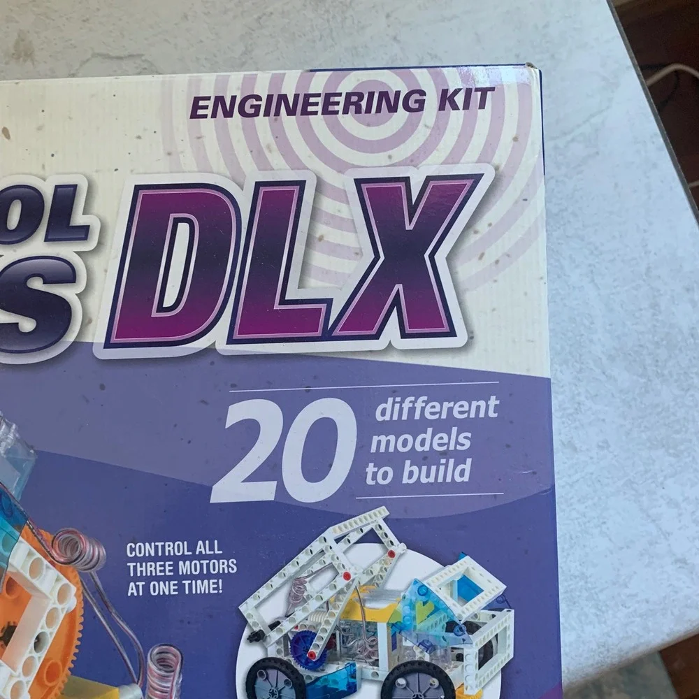 Thames Kosmos Remote Control Machines DLX Engineering Kit RC Robot Set 20 Models